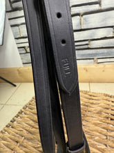 Load image into Gallery viewer, S/H Plain, Flat Hunter Snaffle Bridle - Black - Full