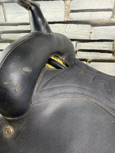 15” Wintec Western Saddle - Black