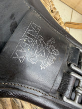 Load image into Gallery viewer, S/H 24” Fairfax Anatomic Leather Mono/Short Jumping Stud Girth