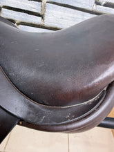 Load image into Gallery viewer, 14” Wide Barnsby English Pony Working Hunter/Show Saddle - Brown - Lead Rein Tiny Tot