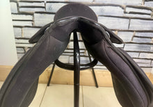 Load image into Gallery viewer, 16” Hi-Lite Elite Pony Dressage Saddle - Black