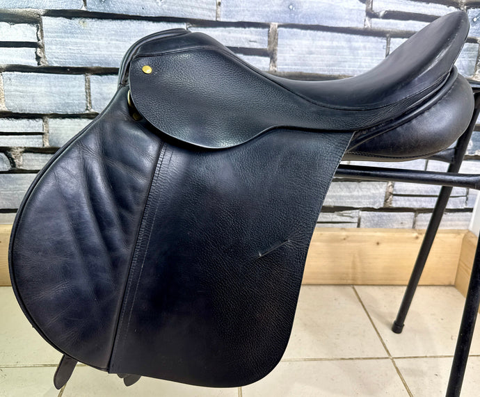 18” Medium Albion Style GP Saddle - Black
