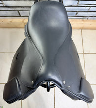 Load image into Gallery viewer, 15” Medium Leather Pony GP/Jump Saddle - Black - Point &amp; Balance Straps