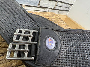 S/H 50” Wintec Cair Padded Waffle Girth - Black