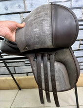 Load image into Gallery viewer, 15” XW Changeable Gullet Wintec Pony GP Saddle - Brown - Flocked