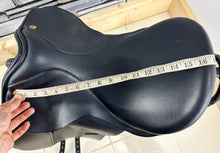 Load image into Gallery viewer, 17” MW Excelle Dressage Saddle - Black