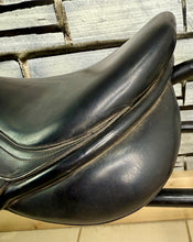 Load image into Gallery viewer, 16” MW Excelle/Walsall Riding English Pony Jump Saddle - Black