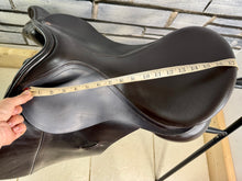 Load image into Gallery viewer, 17 1/2” Wide Albion K2 Adjusta GP Saddle - Brown