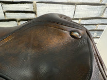 Load image into Gallery viewer, 16 1/2” XW/Changeable Gullet Shires Optimus Leather GP Saddle - Brown