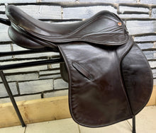 Load image into Gallery viewer, 16” MW Saddle Company Pony GP Saddle - Brown - Changeable Width on a Press