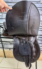 Load image into Gallery viewer, 16 1/2” XW Saddleworld/L.A. Jones GP Saddle - Brown