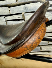 Load image into Gallery viewer, 17” XW English GP Saddle - Brown