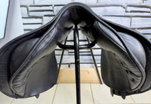 Load image into Gallery viewer, 17 1/2” Wide  Black Country Wexford Jump Saddle - Black