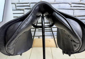 17 1/2” Wide  Black Country Wexford Jump Saddle - Black