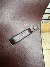 Load image into Gallery viewer, 17 1/2” XW Frank Baines Enduro GP Saddle - Brown - Endurance/Trec