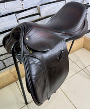 Load image into Gallery viewer, 16 1/2” Wide Barnsby English Pony GP/Jump Saddle - Brown