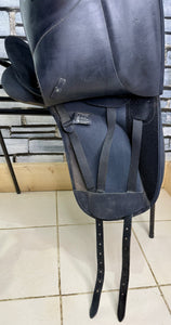 16” MW/Changeable Gullet Wintec Isabell Werth Dressage Saddle - Black
