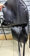 Load image into Gallery viewer, 17” Wide Ideal Toshina Dressage Saddle - Black