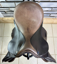 Load image into Gallery viewer, 16 1/2” Wide Silhouette GP Saddle - Brown