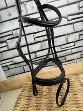 Load image into Gallery viewer, S/H Schockemohle Crystal Piping Dressage Bridle -Black- Cob