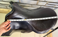 Load image into Gallery viewer, 18” NM Albion Legend GP/Jump Saddle - Brown - TB/ROR/Hunt - Narrow-Medium