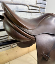 Load image into Gallery viewer, 16” MW Farrington English Pony WH Saddle - Brown