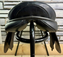 Load image into Gallery viewer, 14 1/2” Wide Silhouette Pony GP Saddle - Black - English Leather - Flat Tree