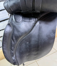 Load image into Gallery viewer, 17 1/2” MW Olney English GP Saddle - Black