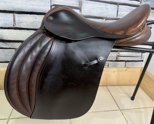 17 1/2” Wide-XW Frank Baines Eclipse GP Saddle - Brown
