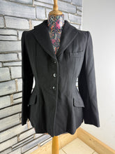 Load image into Gallery viewer, Ladies Size 34 Vintage Showerproof Hunt Jacket - Black