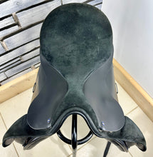 Load image into Gallery viewer, 19” MW Imagine Dressage Saddle - Black