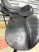 Load image into Gallery viewer, 17 1/2” Medium Spalding Britanica Elite Dressage Saddle - Black