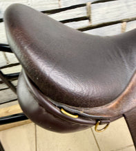 Load image into Gallery viewer, 17” MW Ideal/NSC Monarch Event VSD/GP Saddle - Brown