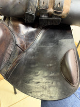 Load image into Gallery viewer, 17 1/2” MW Albion Kontrol Jump Saddle - Brown - Double Flap - Big Blocks