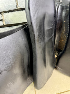 17” Wide Trapezius Panel Saddle - Black