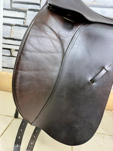 17” Narrow Black Country Dressage Saddle - Brown
