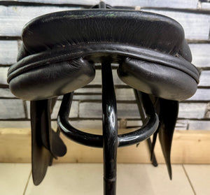 18” Medium Oakland House Saddlery Jump Saddle - Black