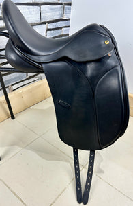 17” MW Excelle Dressage Saddle - Black