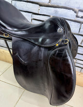 Load image into Gallery viewer, 17” Narrow Farrington Event GP Saddle - Black