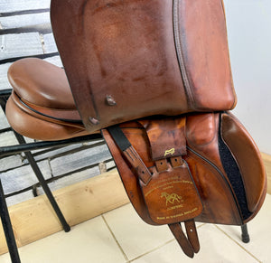 17 1/2” XW-XXW Frank Baines Balance Zenith Jump Saddle - Tan