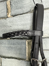 Load image into Gallery viewer, S/H English M&amp;M Complete Pelham Bridle - Black - Pony