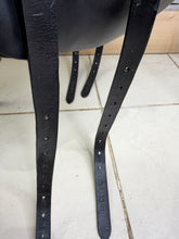 Load image into Gallery viewer, 17” MW Ideal/Martin Wilkinson Suzannah Dressage Saddle - Black