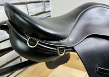 Load image into Gallery viewer, 17 1/2” Wide-XW Speciality Saddles/Ideal H&amp;C Cob GP Saddle - Black