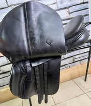 Load image into Gallery viewer, 17 1/2” MW Albion K2 GP Saddle - Black -Big Blocks- Mega Comfy