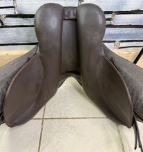 Load image into Gallery viewer, 15” XW Changeable Gullet Wintec Pony GP Saddle - Brown - Flocked