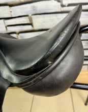 Load image into Gallery viewer, 17 1/2” Wide Greyfriers Saddle Company English GP Saddle - Brown