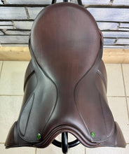 Load image into Gallery viewer, 17” MW-Wide Ideal Ramsey Show/WH Saddle - Brown