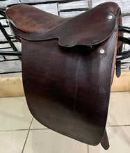 Load image into Gallery viewer, 14 1/2” Medium Fylde Saddlery Lead Rein Show Saddle - Brown