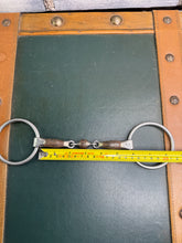 Load image into Gallery viewer, 5 1/2”/145mm Bombers Round Lozenge Loose Ring Snaffle - Sweet Iron