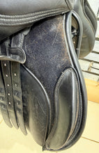 Load image into Gallery viewer, 17” Medium/Changeable Gullet Bates Caprilli GP Saddle - Black Leather
